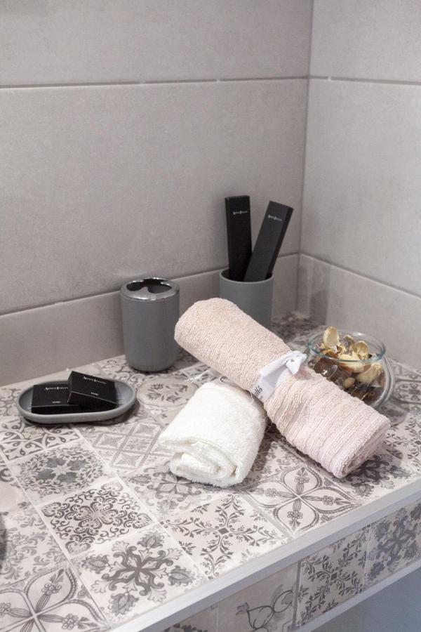 Fedias Luxury Flat Psyrri Square Apartman Athén Kültér fotó
