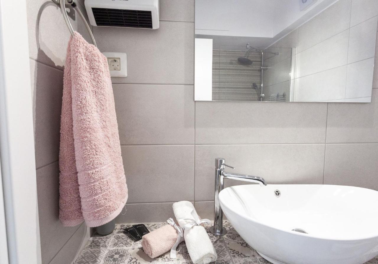 Fedias Luxury Flat Psyrri Square Apartman Athén Kültér fotó